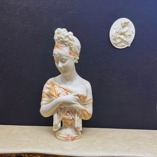 Sculpture of Nestasia